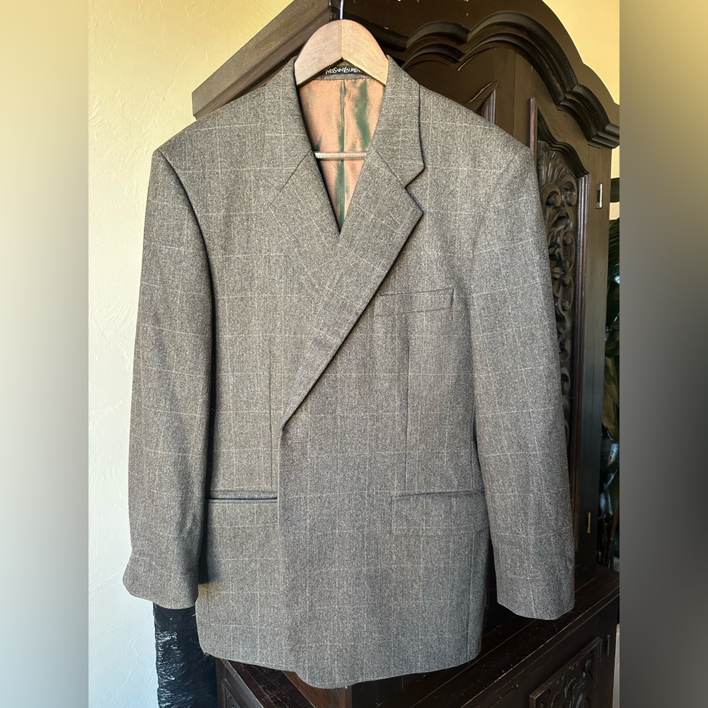 VINTAGE YVES SAINT LAURENT BLAZER